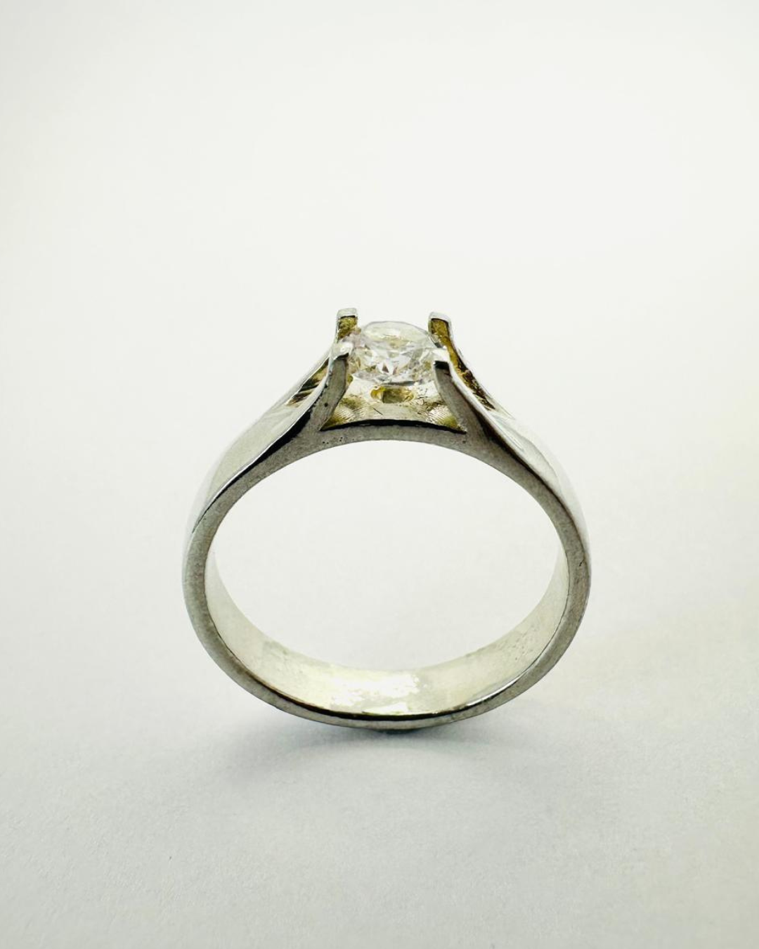 Anel Solitário PJ183 em Prata 925 com Zircônia