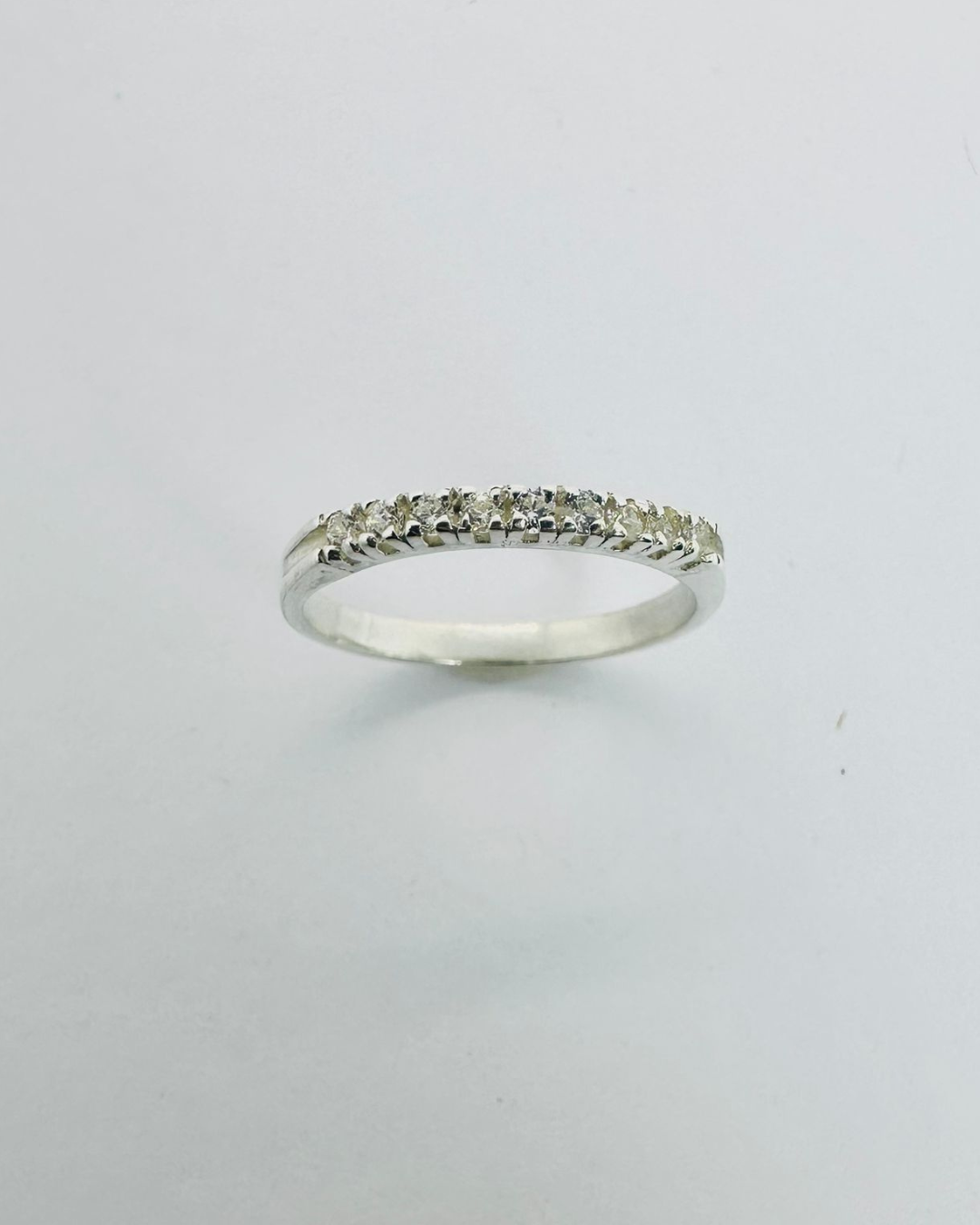 Meia alianças de zirconia Cravejado Prata 925 - PJ152