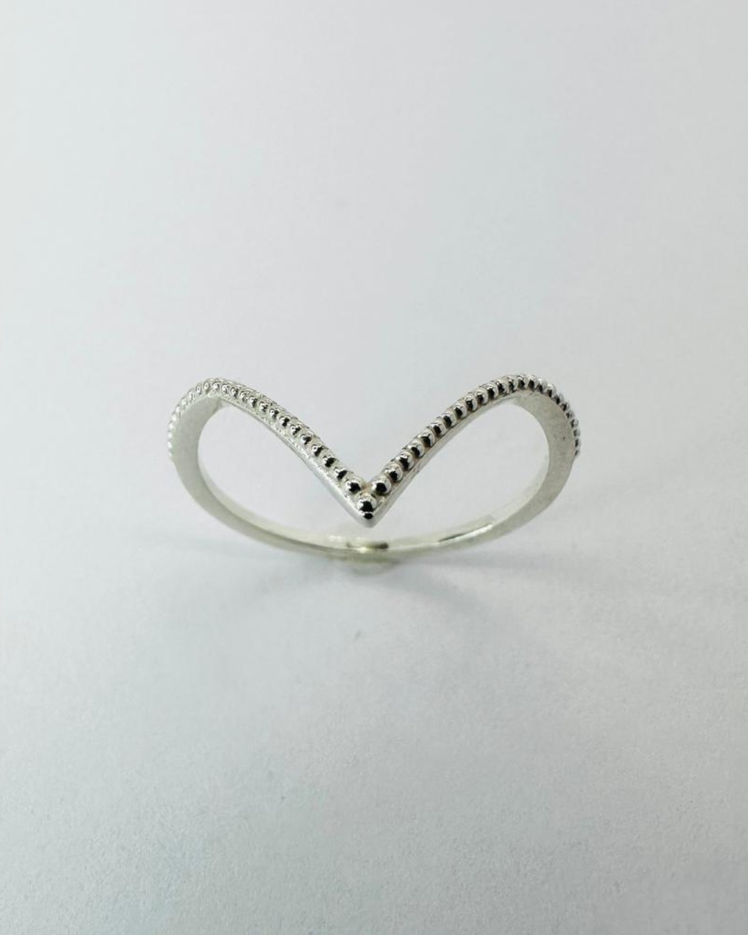 Anel Ponta V PJ144 em Prata 925