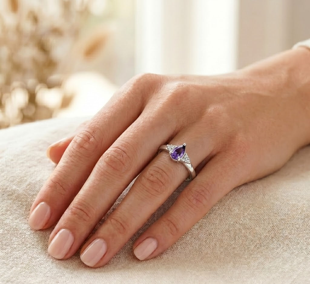Anel Íris Violeta em Prata 925 Com Zircônia