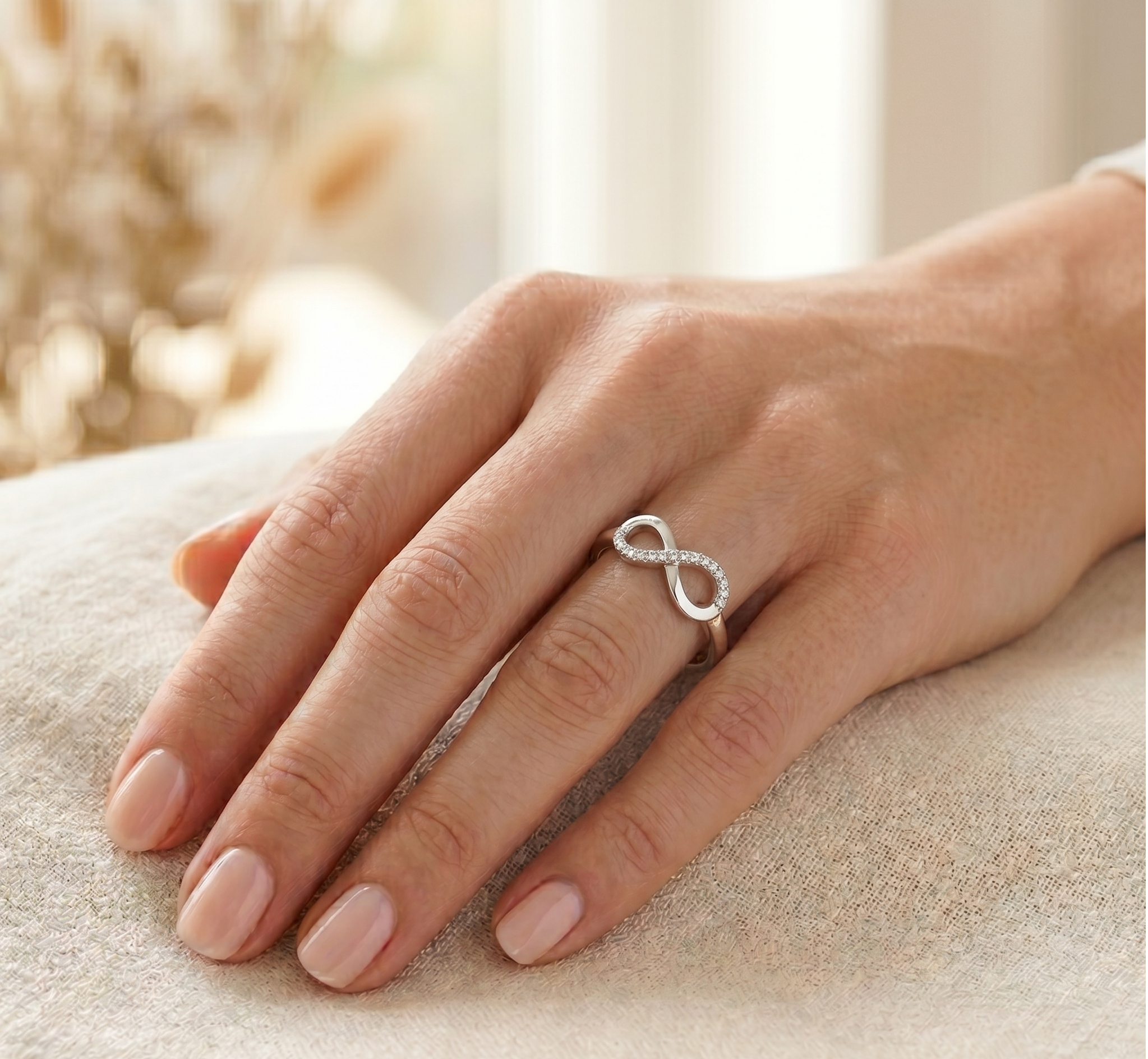 Anel Infinity Crystal em Prata 925 Com Zircônia