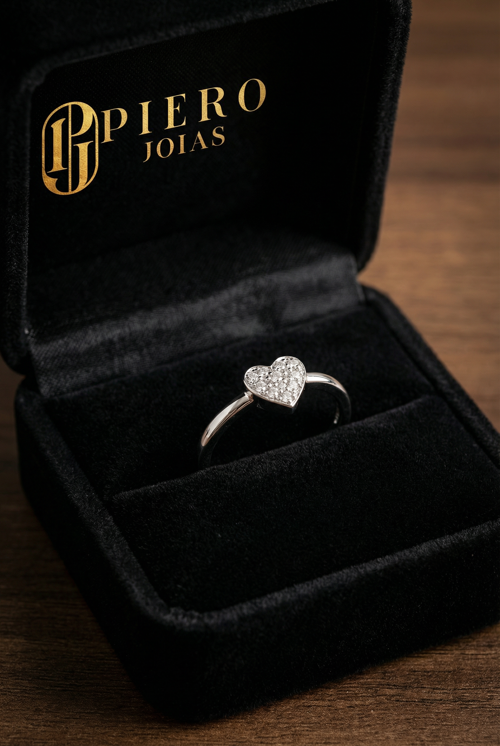 Anel Coração Prata 925 com Zircônia Feminino PJ108